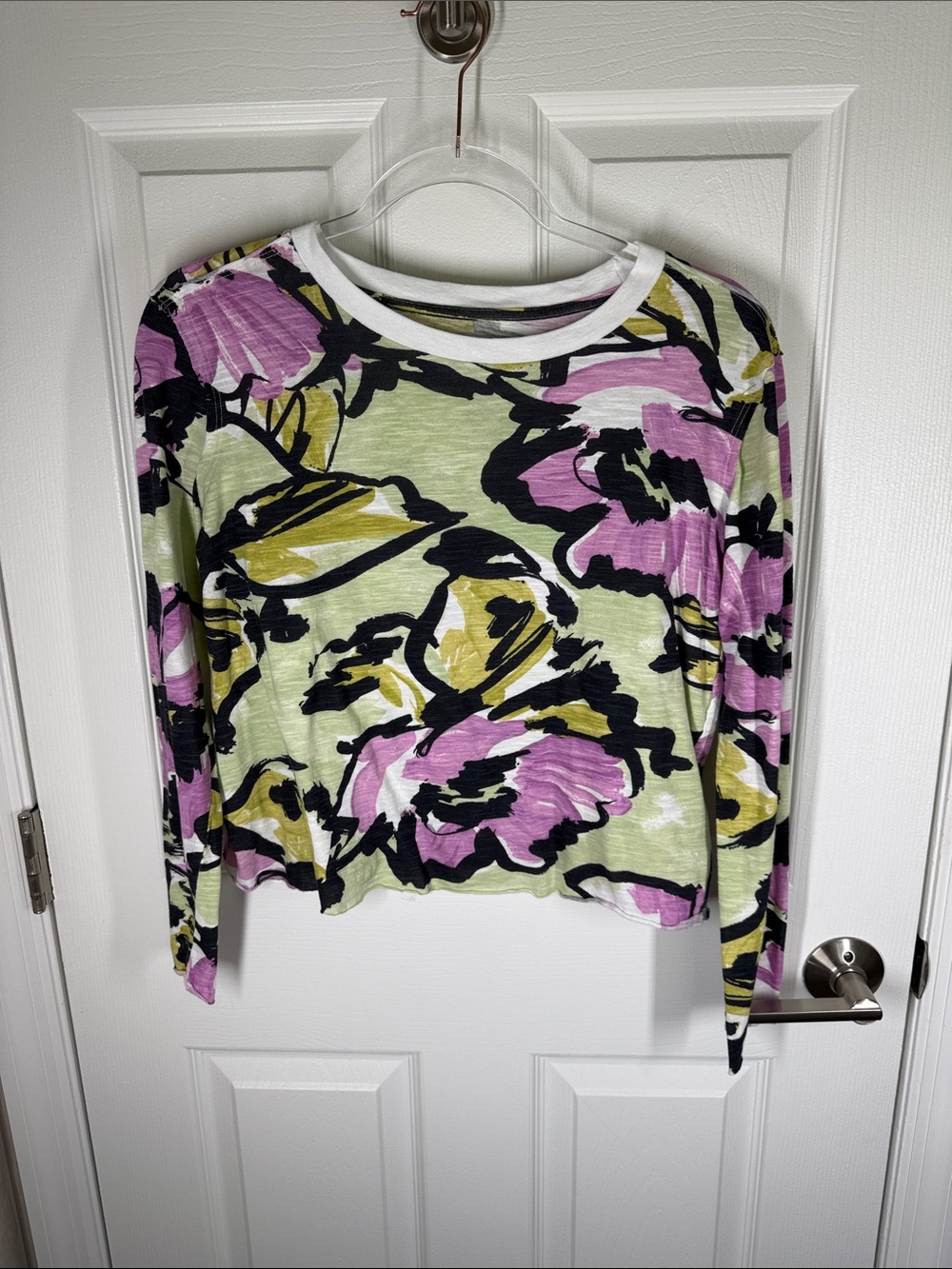 Maeve green and pink floral long sleeved cotton crop top size small